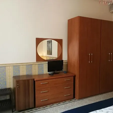 לינה וארוחת בוקר La Bella Giuliana 4*